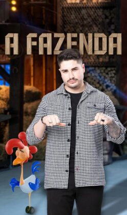 Lucas Souza aparece fazendo sinal de triste na foto