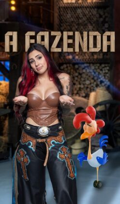 Alicia X esta com um cropeed marrom e faz sinal que não deu certo