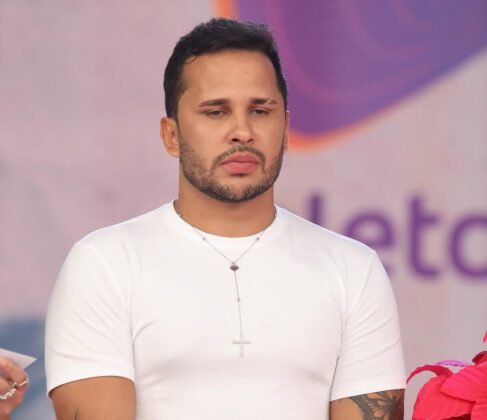 Lucas Guimarães durante o Teleton 2023. Vai apresentar o Eita Lucas!