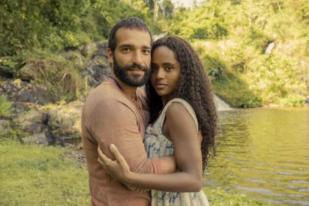 Humberto Carrão e Duda Santos como como José Inocêncio e Maria Santa em Renascer