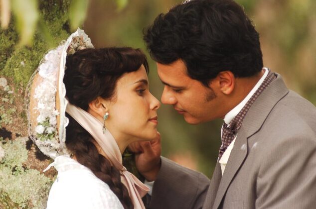 Deborah Falabella e Danton Vigh são os protagonistas de Sinhá Moça