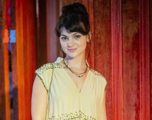 Debora Ozório é Petra em Terra e Paixão