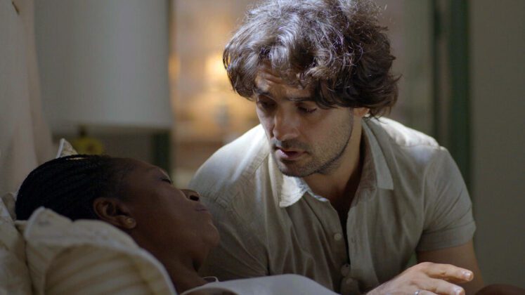 Artur acompanha a mãe em seus momentos finais