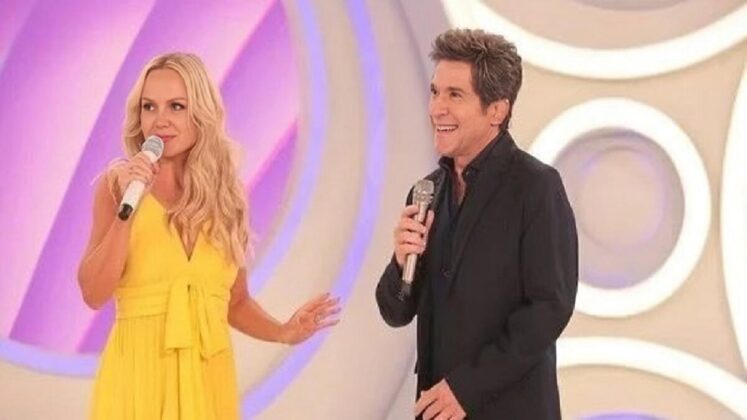 Eliana e o cantor Daniel em sua despedida do SBT