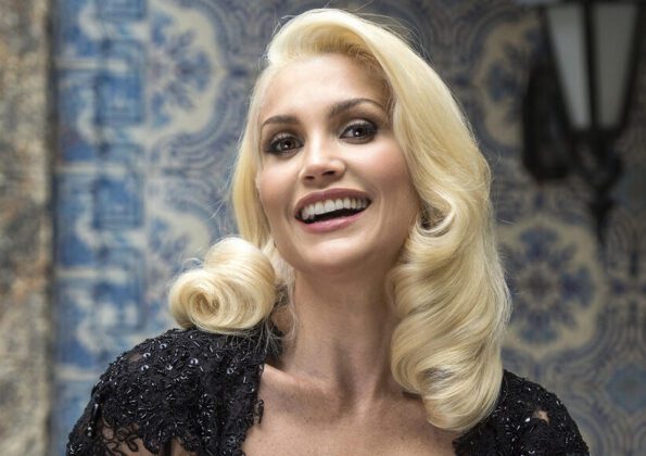 Flávia Alessandra foi a vilã de Êta Mundo Bom
