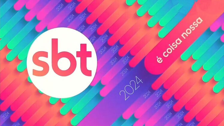 Logo do SBT em arte da programação 2024