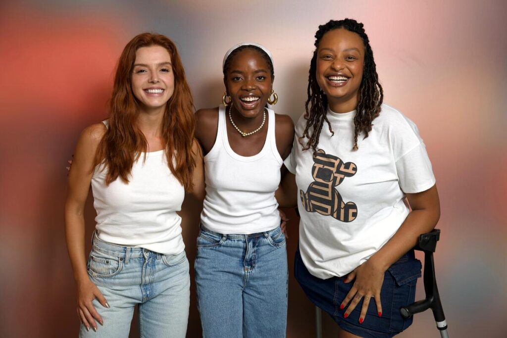 Giovanna Lancellotti, Clara Moneke e Haonê Thinar -