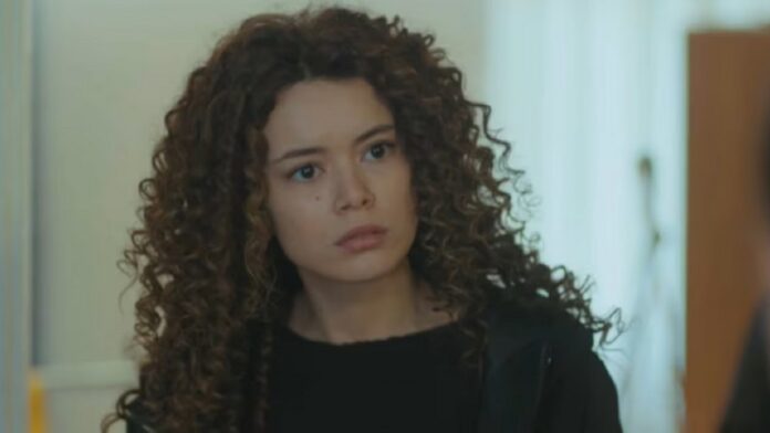 Personagem Sirin de Força de Mulher
