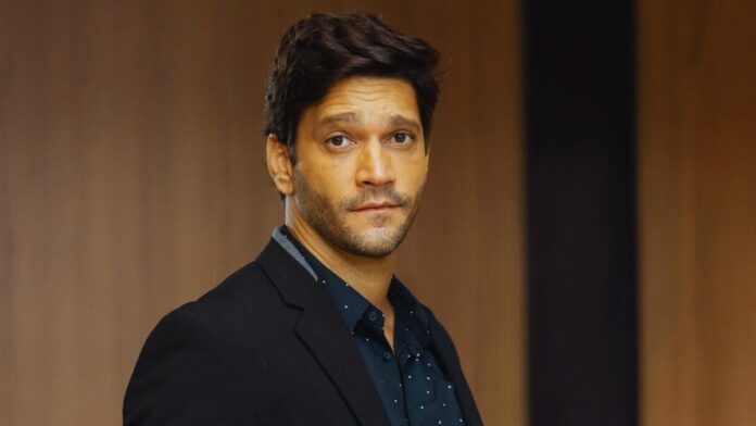 André Babaioff como Vanderson